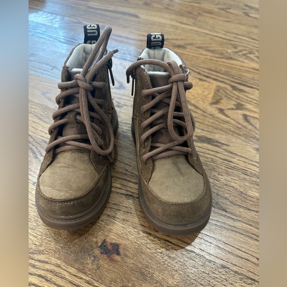UGG Kids Brown Lace-Up Boots